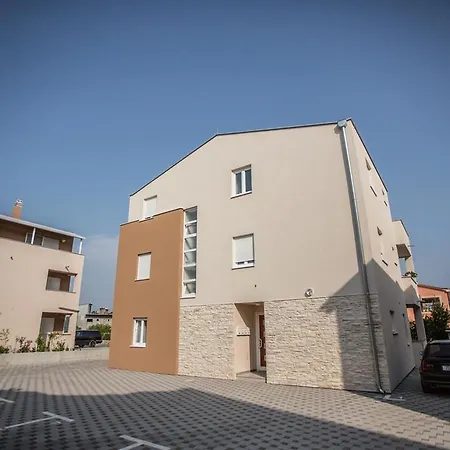 Milda 4 6 Guests Apartamento Zadar