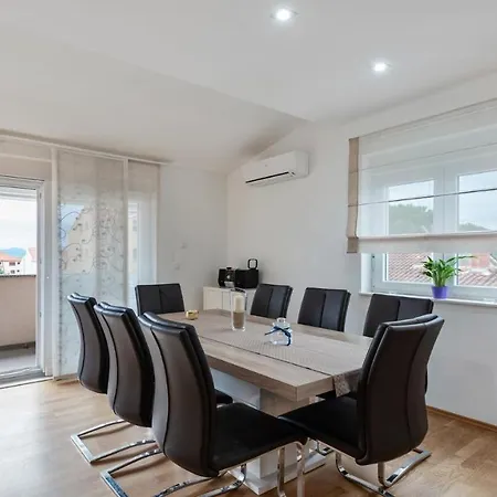 Milda 4 6 Guests Apartamento *